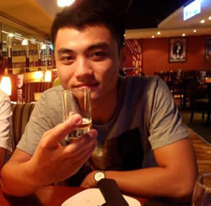 AеƬ