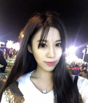 纯白色灬的照片 纯白色灬的照片