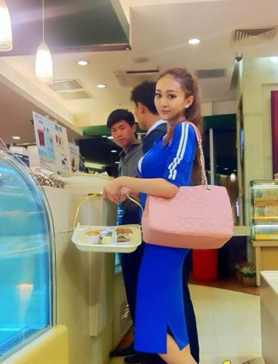 我曾也肆无忌惮的笑过、的照片 我曾也肆无忌惮的笑过、的照片