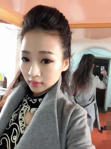 云馨的照片 云馨的照片