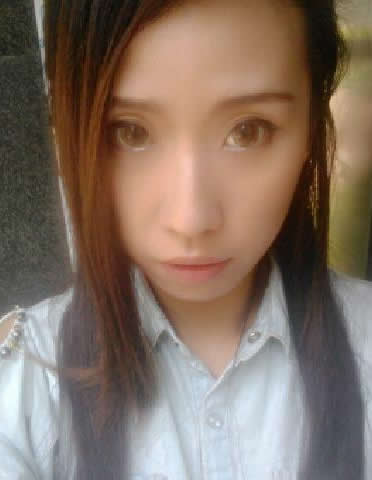 YiliaƬ