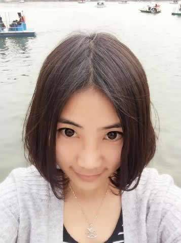 夏季漫天雪的照片 夏季漫天雪的照片