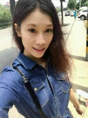 CεƬ