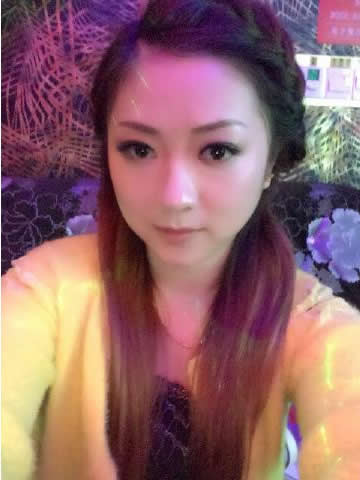 落叶纷飞的照片 落叶纷飞的照片