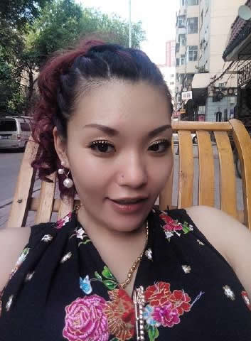 可爱荥荥的照片 可爱荥荥的照片