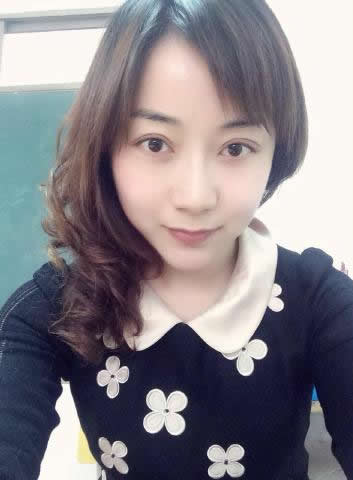 Ƭ