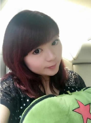 胭脂泪妆的照片 胭脂泪妆的照片