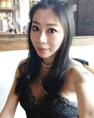 丑丑的妈妈的照片 丑丑的妈妈的照片