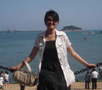 等爱小女人的照片 等爱小女人的照片