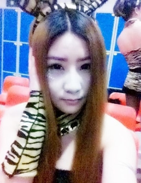 һƬ