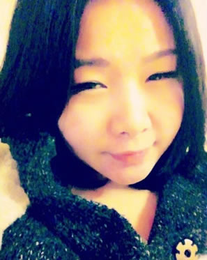 郁郁的照片 郁郁的照片