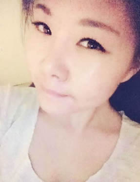 郁郁的照片 郁郁的照片