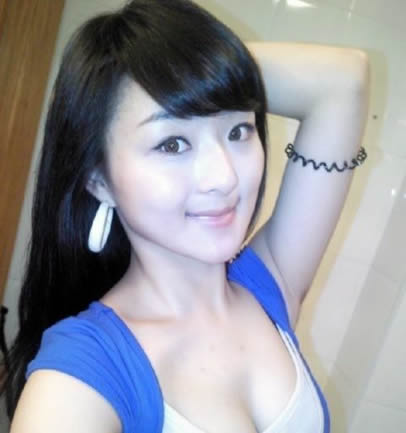 抱抱美梦的照片 抱抱美梦的照片