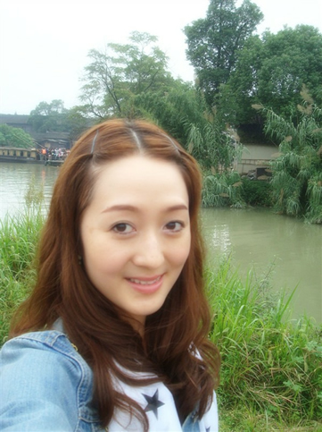 快乐若梦的照片 快乐若梦的照片