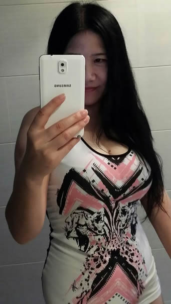戆戆妮妮的照片 戆戆妮妮的照片