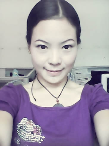 爱红颜美人的照片 爱红颜美人的照片