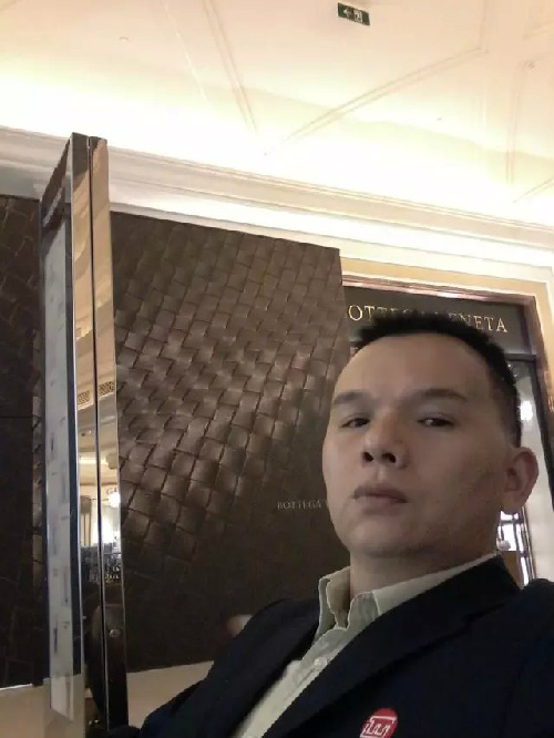 ���ſ�ջ����Ƭ