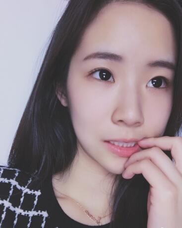 刘冰的照片