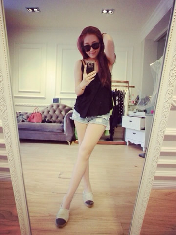 云的女儿的照片 云的女儿的照片