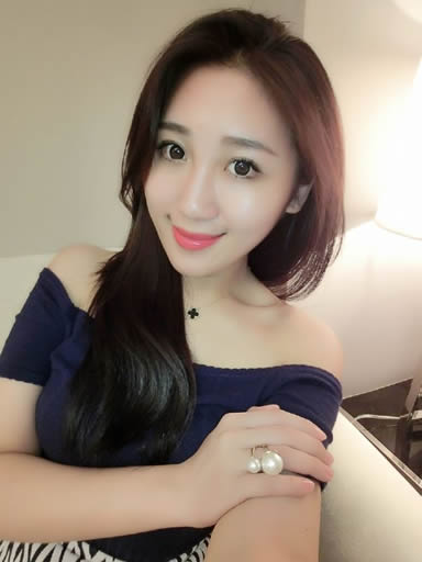 云的女儿的照片 云的女儿的照片