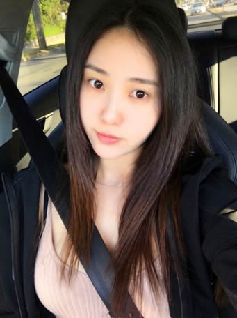 ɫƬ