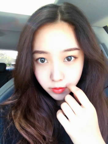 ɫƬ