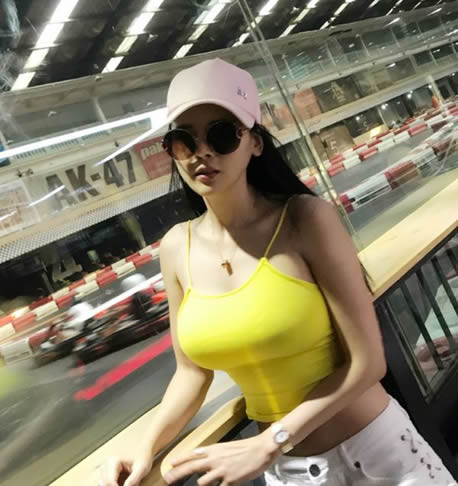 Ƭ