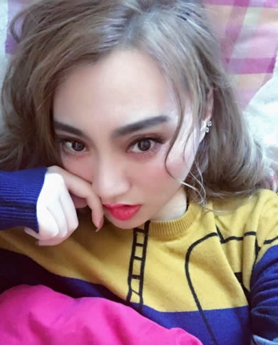 Ƭ