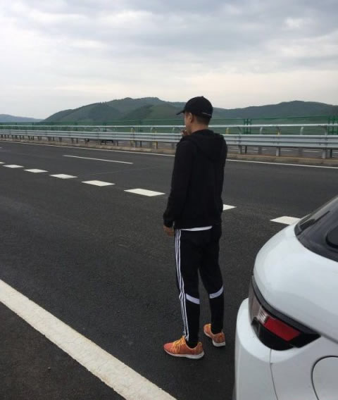 红颜祸粉的照片 红颜祸粉的照片