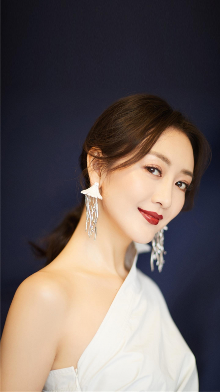 �ɶ�һ�����Ƭ