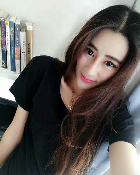 青青的照片 青青的照片