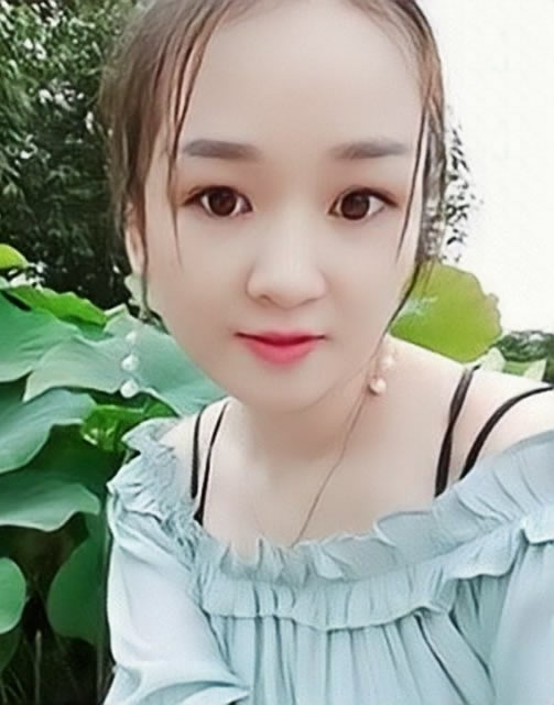 馨儿的照片 馨儿的照片