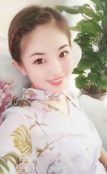 淡抹酔亾妆的照片 淡抹酔亾妆的照片