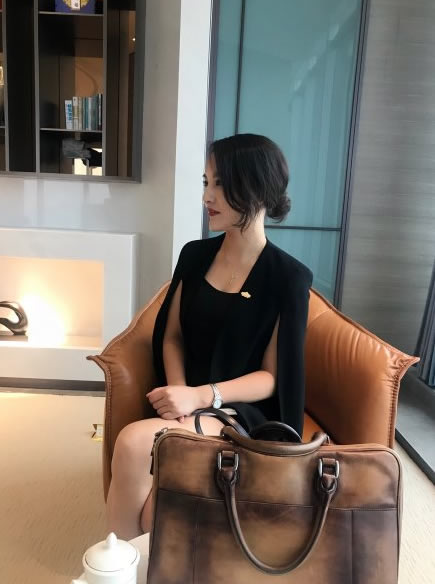 һƬ