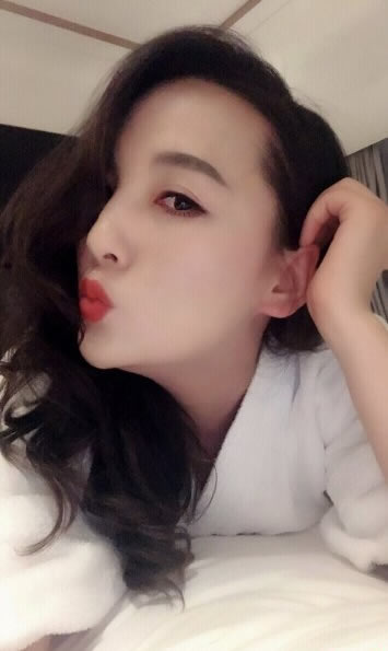 һƬ