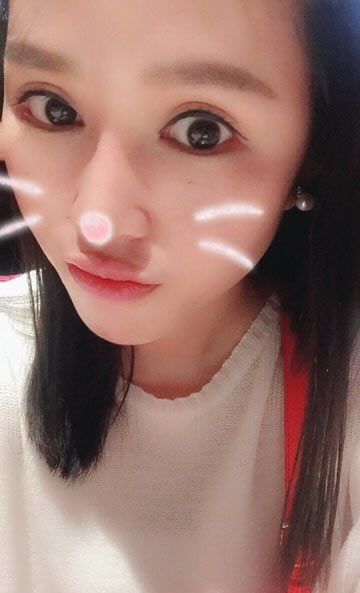 飞儿~的照片 飞儿~的照片