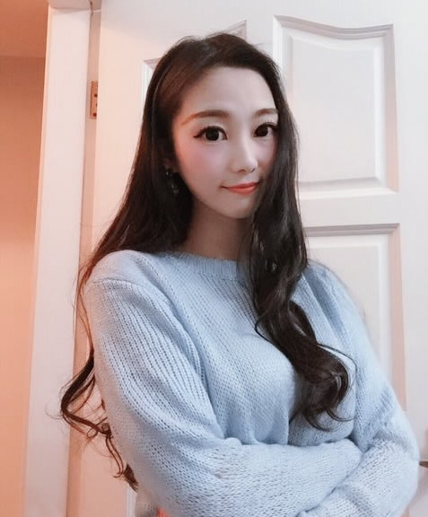 柳大白白的照片 柳大白白的照片