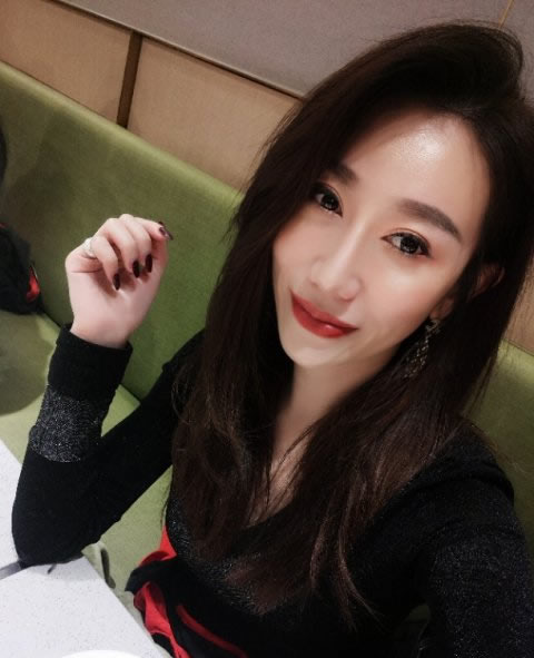 үƬ