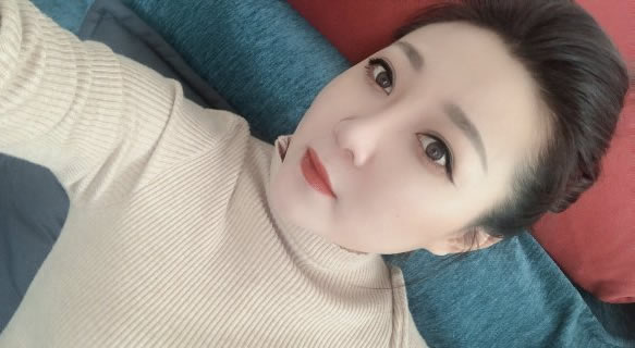 ɫʵƬ