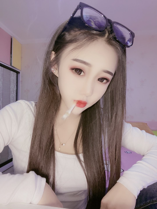 莫辞酒味薄的照片 莫辞酒味薄的照片
