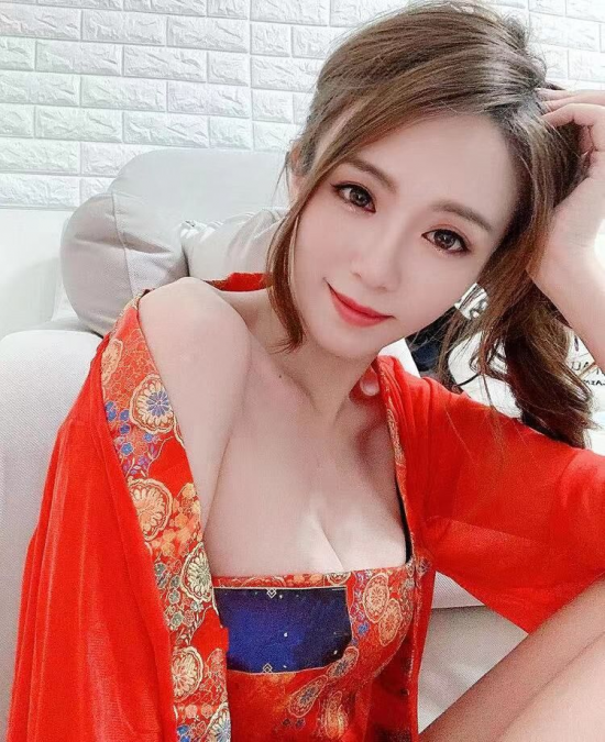 ˽Ƭ